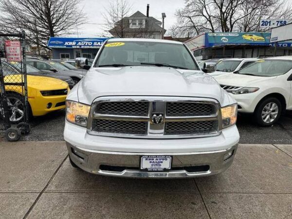 2012 ram 15oo Laramie