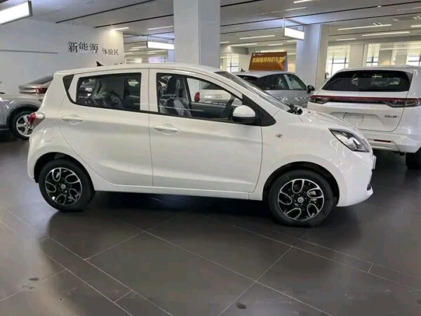 Changan BenBen E-Star