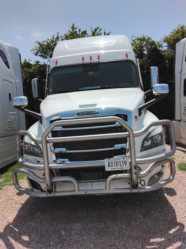2025 Freightliner Cascadia