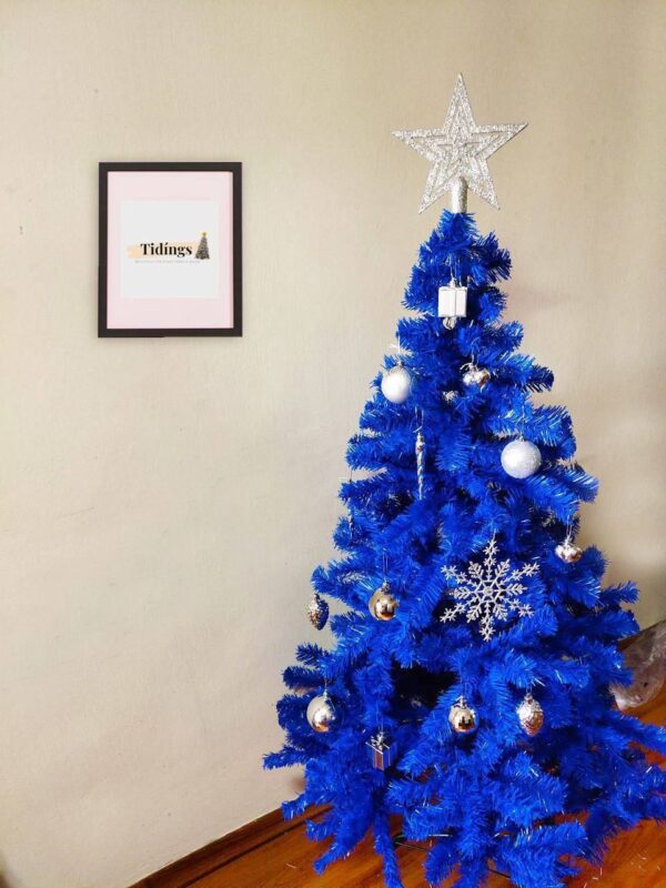 Royal Blue Christmas Tree with Silver Ornaments – 5ft Fully Decorated