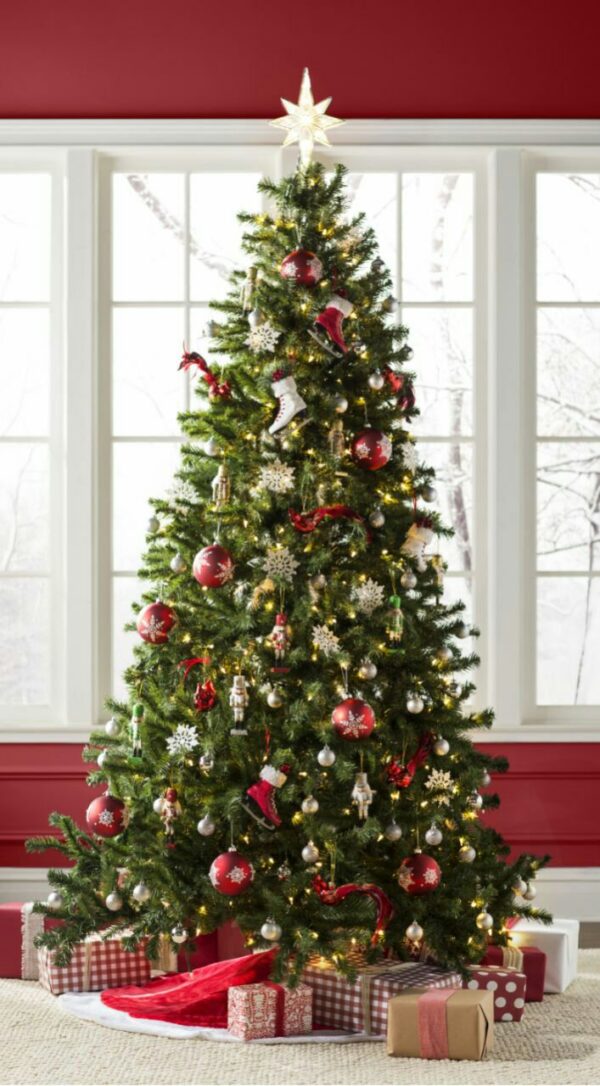 Traditional Green Christmas Tree with Red & Silver Ornaments – 7ft Fully Decorated with Lights