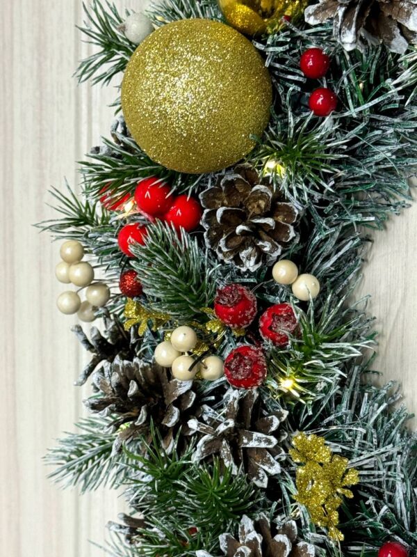 Pre-Lit Gold & Red Pinecone Christmas Wreath – 24 inch Luxury Glow