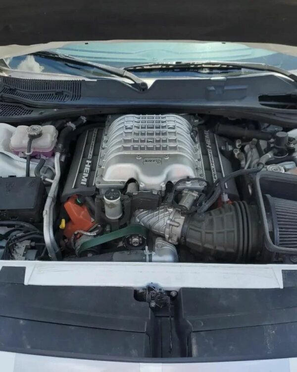 Product Name: Chevrolet Supercharged 6.2L LSA V8 Engine Assembly – Eaton TVS Boosted Type: Supercharged High-Performance Small-Block V8 Engine Displacement: 6.2L (376 cu in) Power Output: 556–580 hp @ 6000 rpm / 556 lb-ft torque Key Features: Eaton TVS Supercharger, Intercooled, Forged Internals, Red LSA SUPERCHARGED Engine Cover, Piston Oil Squirters Compatibility: 2009–2015 Cadillac CTS-V, 2012–2015 Chevrolet Camaro ZL1 (and similar LS-based swaps) Condition: Used (as photographed, complete drop-out ready for install) Lead Time: In Stock / Ships in 5–10 Business Days
